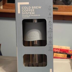 New in Box~ Crofton Cold Brew Coffee System